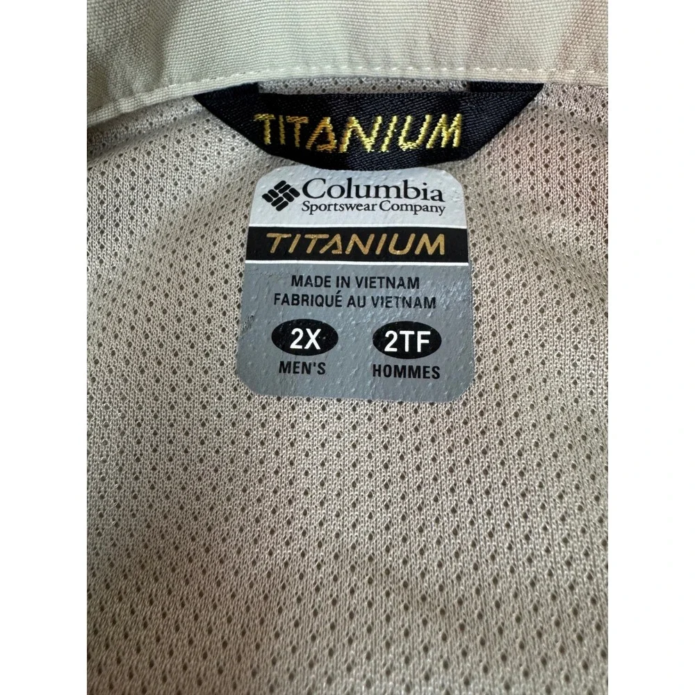Columbia Titanium Omni Dry Mens 2X Utility Vest Tan Beige Fishing Hiking‎ Cargo